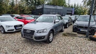 Audi Q5 2.0 TFSI Quattro HAK Nawigacja Tempomat Bi Xenon