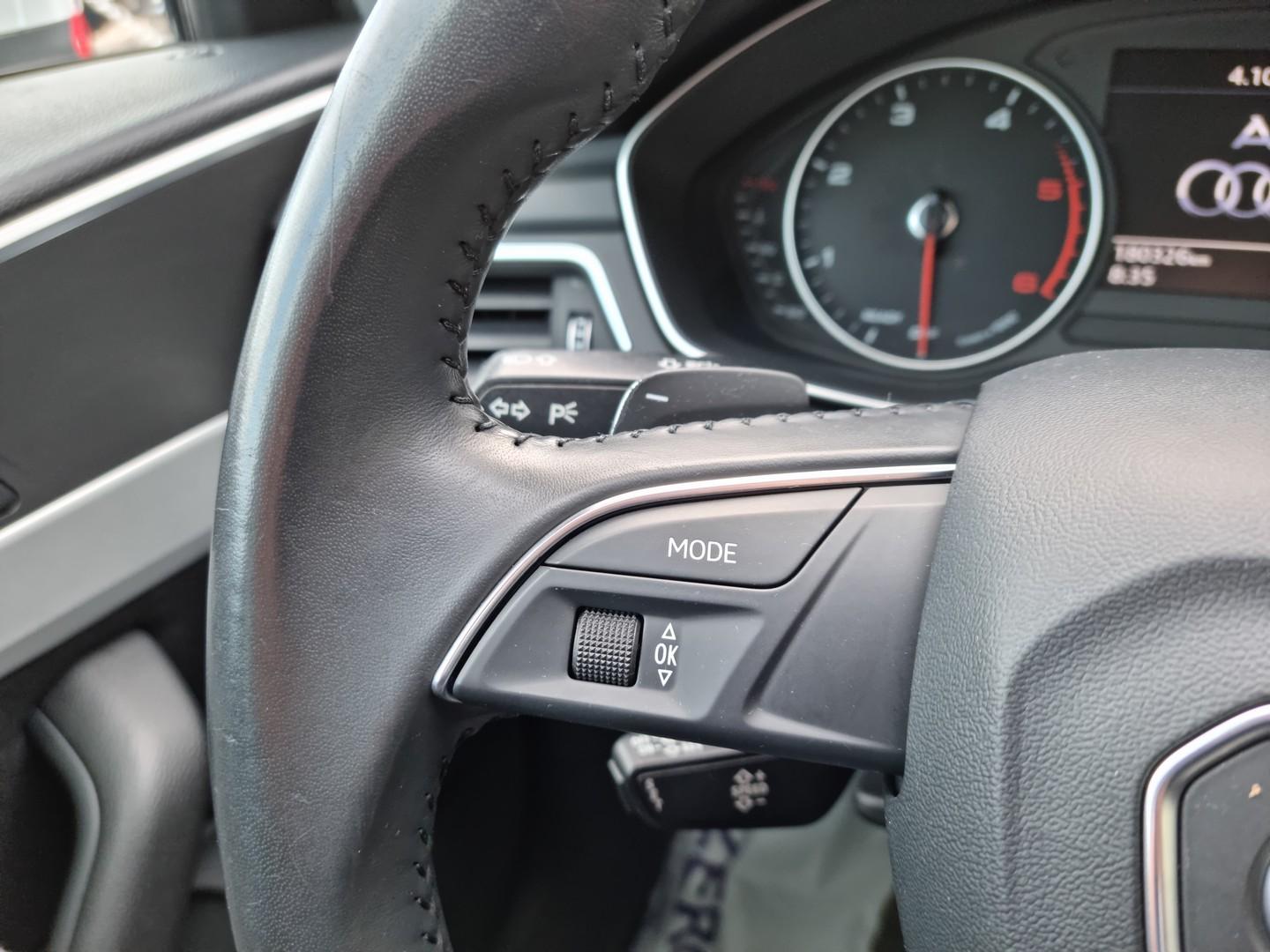 Audi A4 2.0 TDI Business Nawigacja Bi Xenon  z VAT
