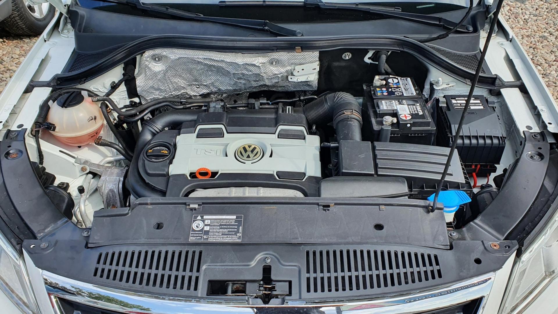 VW Tiguan 1.4 Turbo 150KM 4x4 Szklany Dach Nawigacja