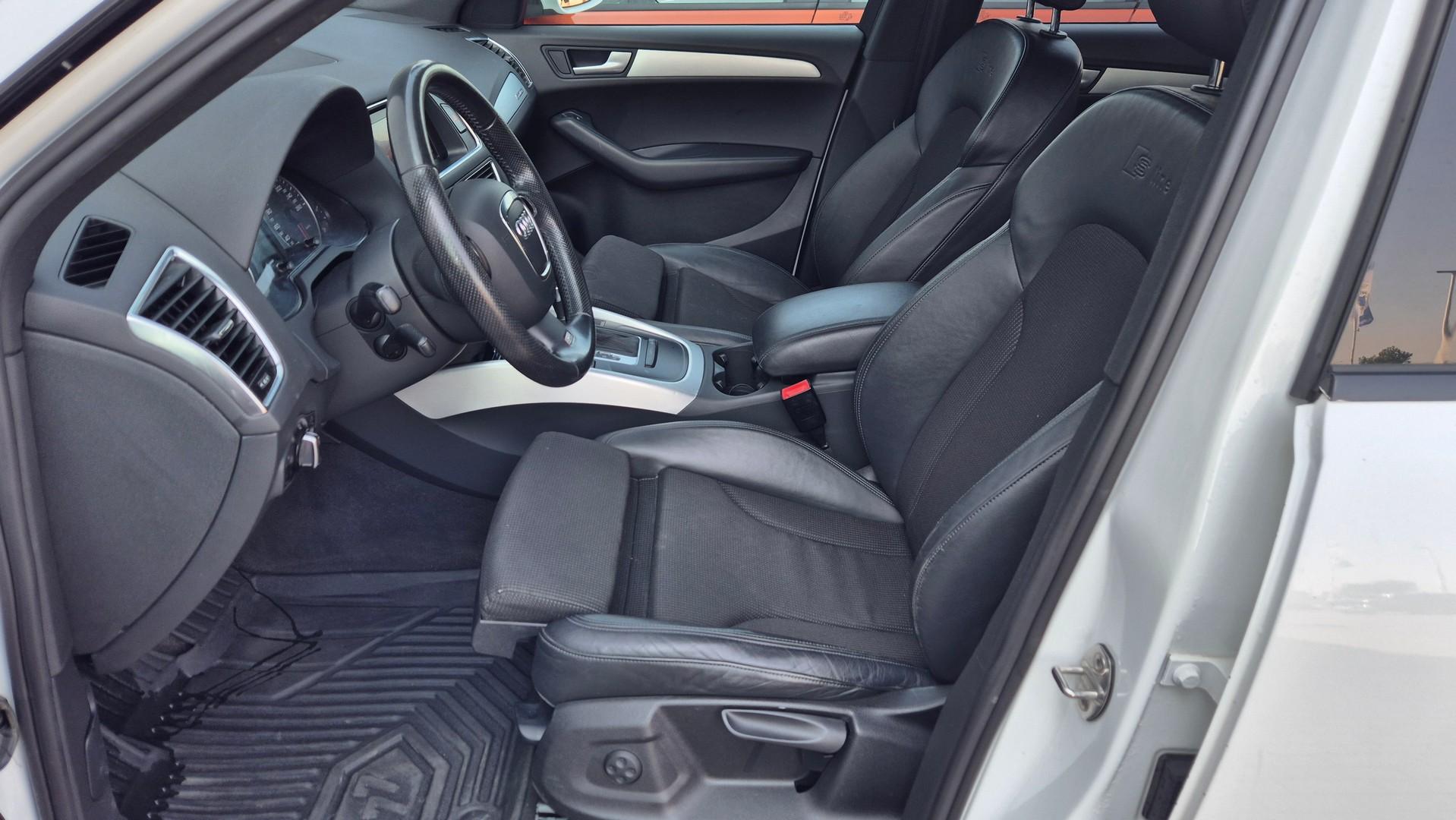 Audi Q5 2.0 tfsi S-Line 