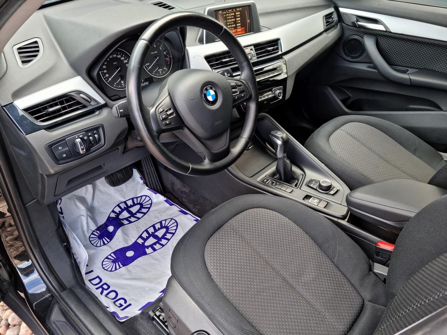 BMW / X1 sDrive 18i Lounge AUTOMAT
