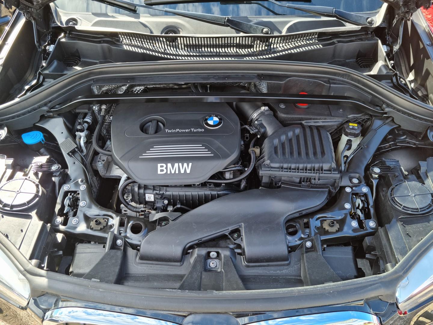 BMW / X1 sDrive 18i Lounge AUTOMAT