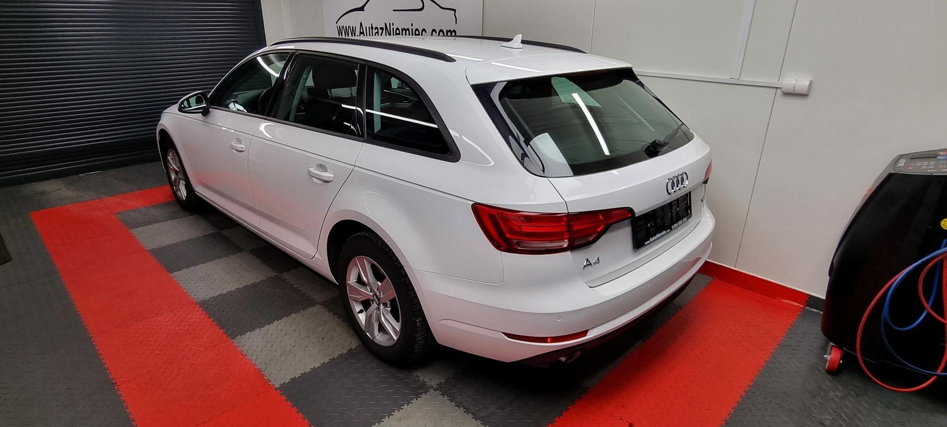 Audi A4 2.0 TDI Business Nawigacja Bi Xenon  z VAT