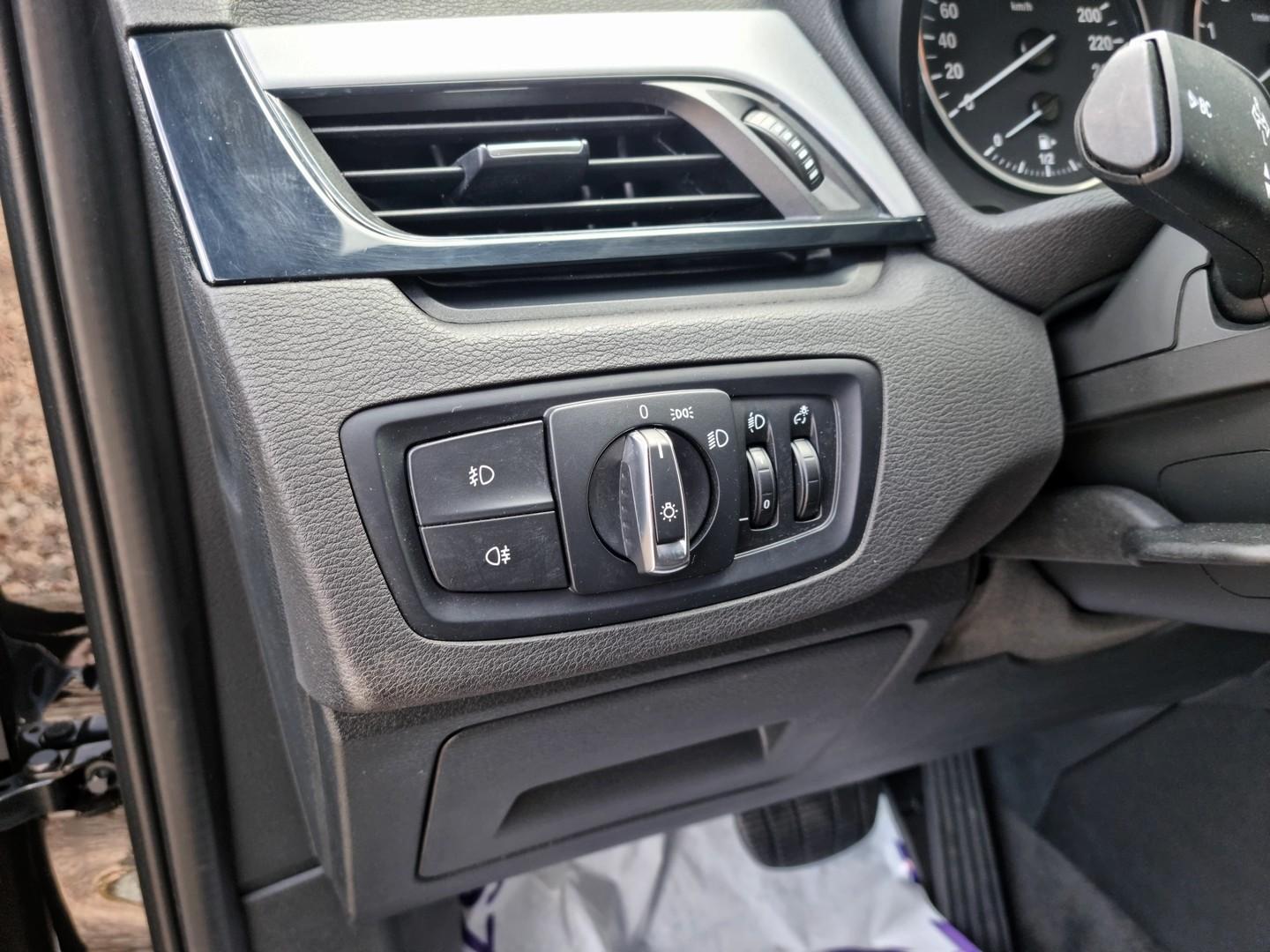 BMW / X1 sDrive 18i Lounge AUTOMAT