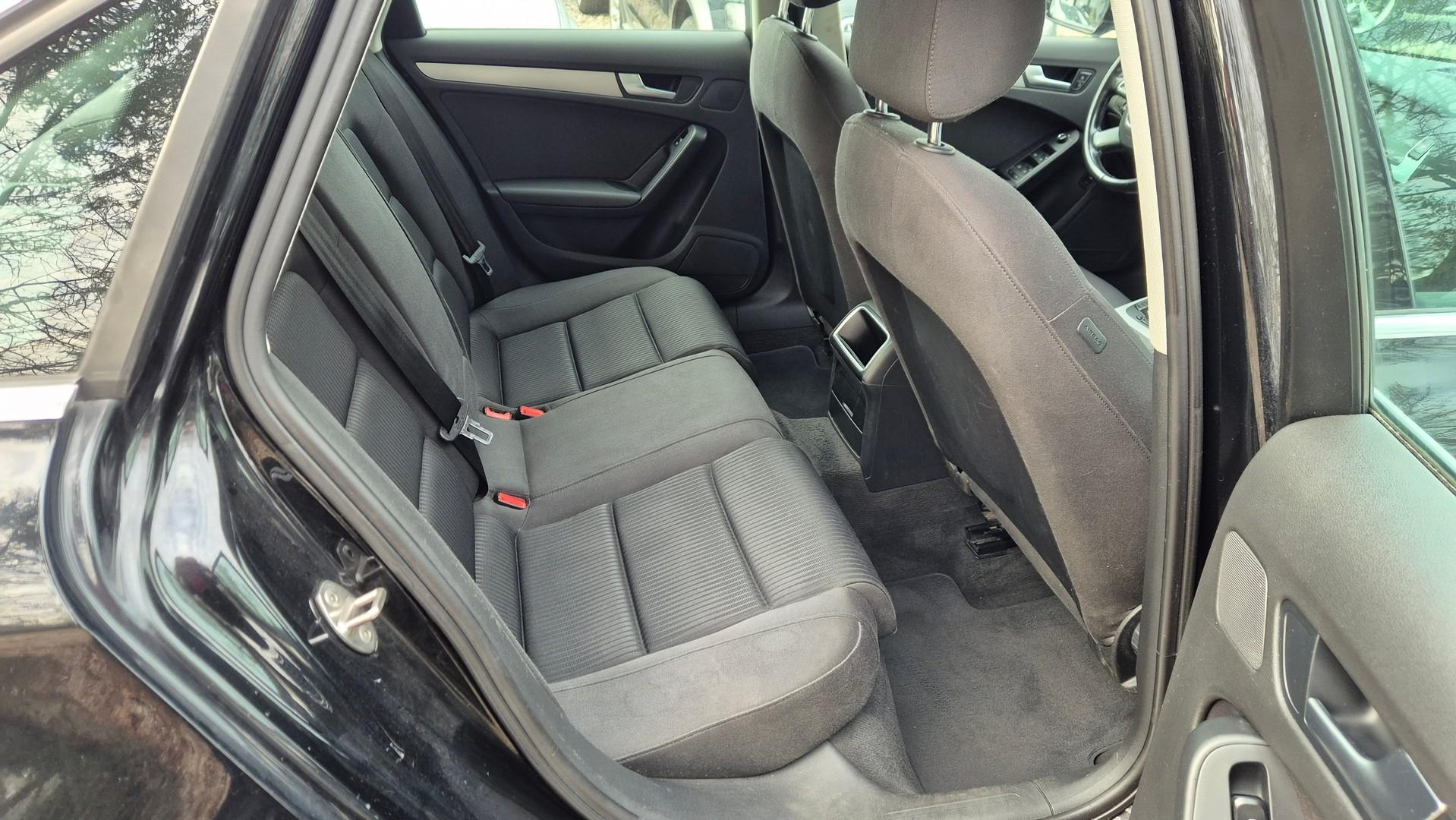 Audi A4 2.0 TFSI Nawigacja Grzane fotele