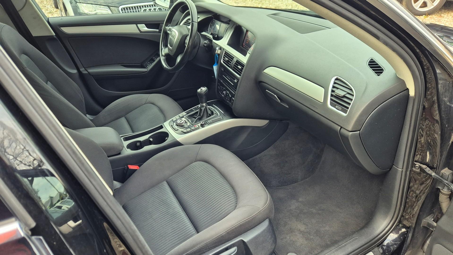 Audi A4 2.0 TFSI Nawigacja Grzane fotele