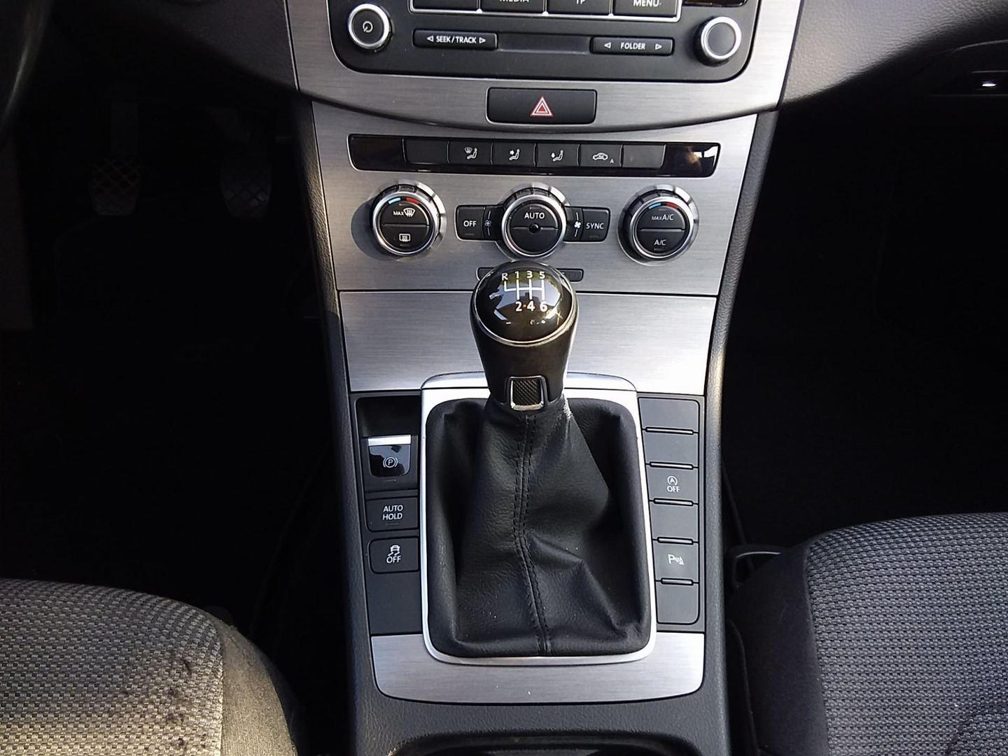 VW Passat 1,4 TSI BMT Comfortline 1 ręka