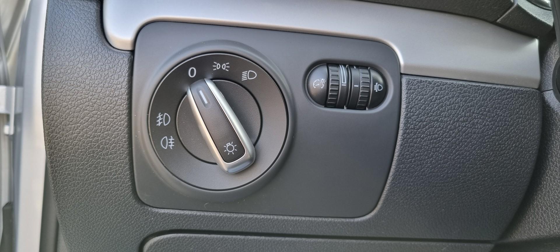 VW Golf VI 1.4 Benzyna Skóra Nawigacja czujniki parkowania 