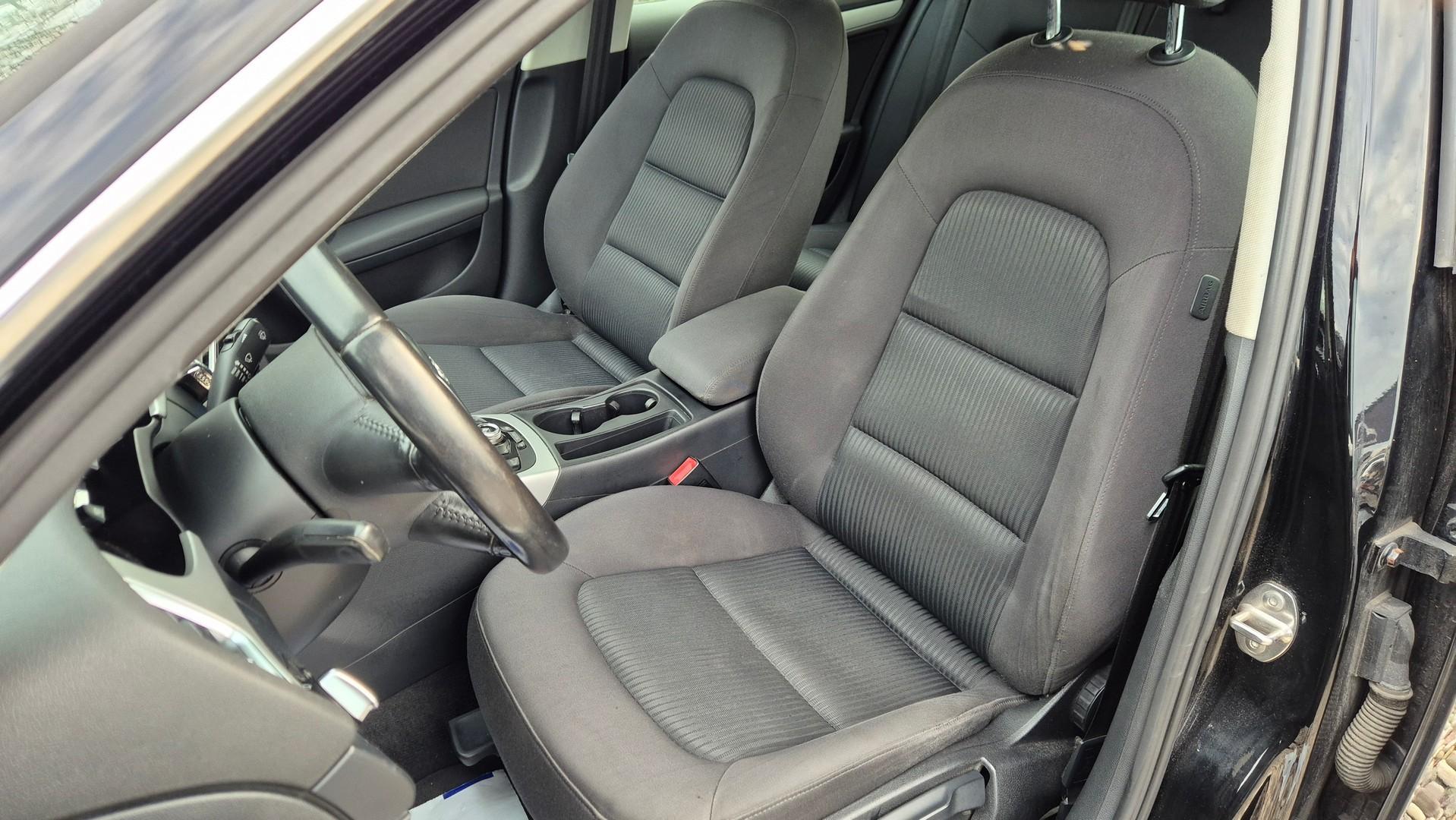 Audi A4 2.0 TFSI Nawigacja Grzane fotele