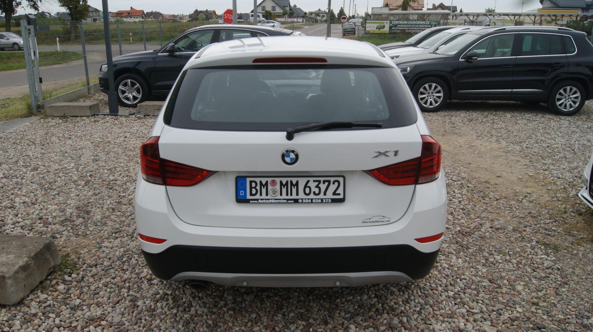 BMW X1 sDrive18d Model xLine 2013