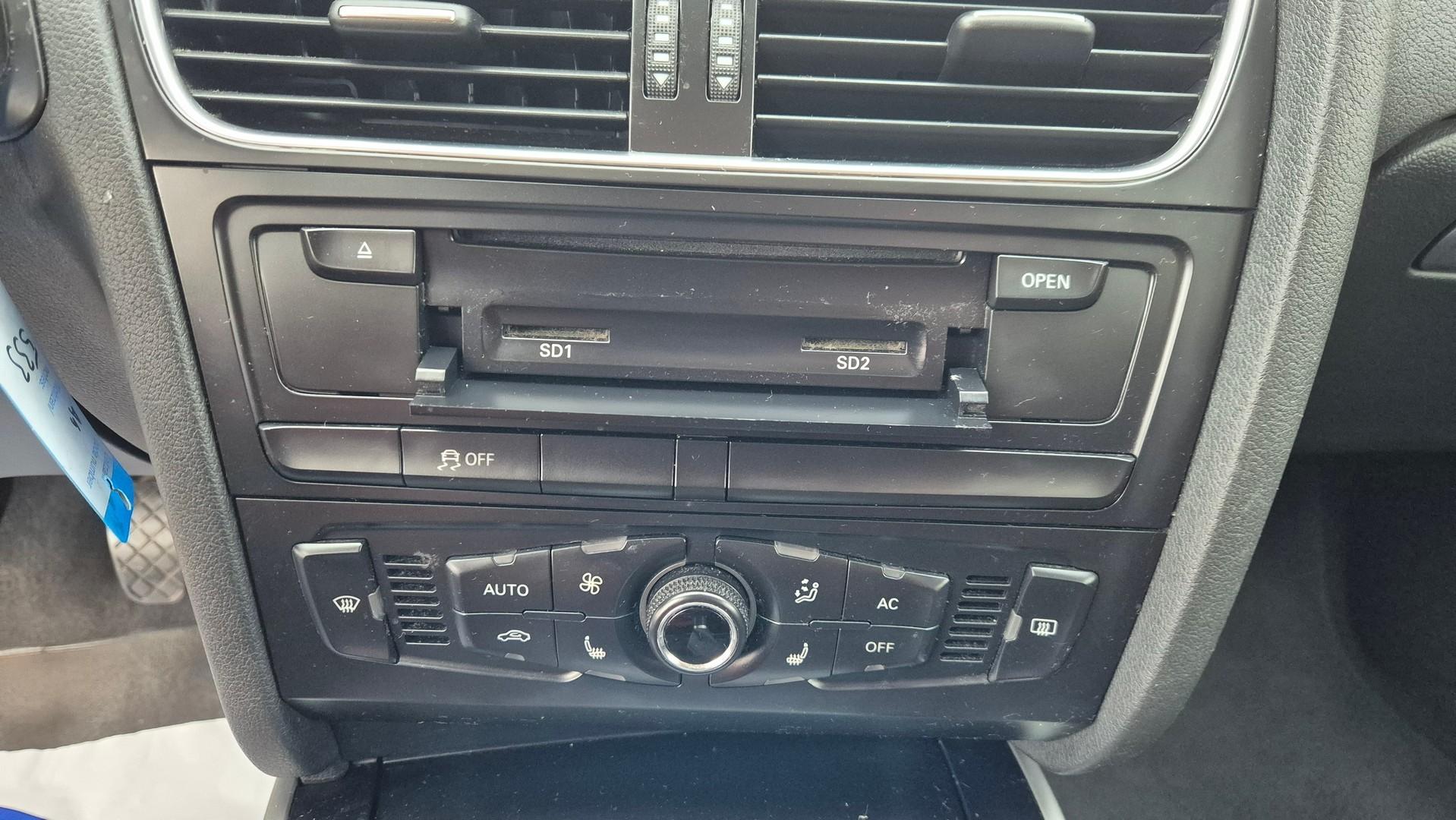 Audi A4 2.0 TFSI Nawigacja Grzane fotele