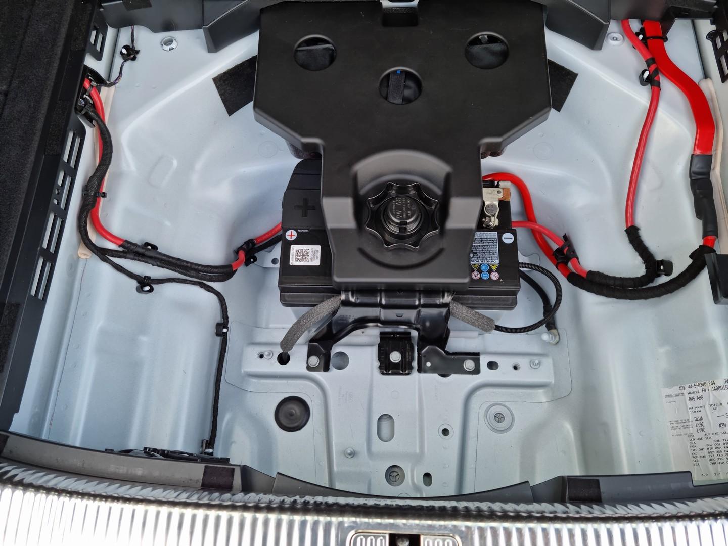 Audi A4 2.0 TDI Business Nawigacja Bi Xenon  z VAT
