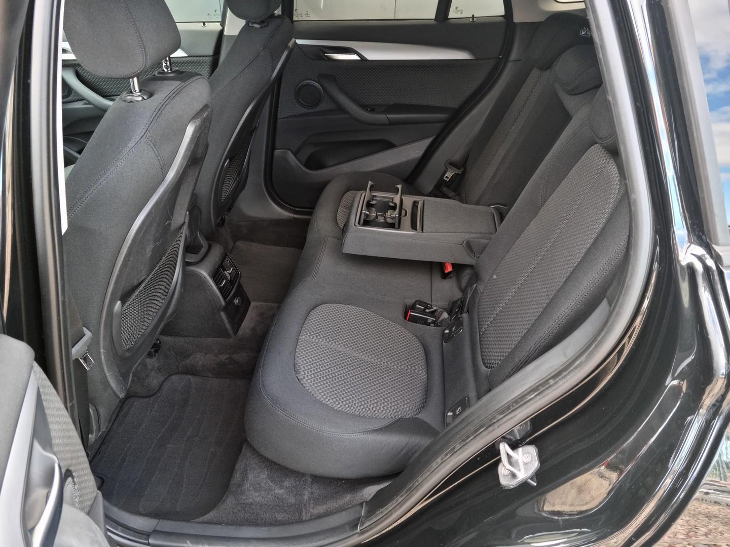 BMW / X1 sDrive 18i Lounge AUTOMAT