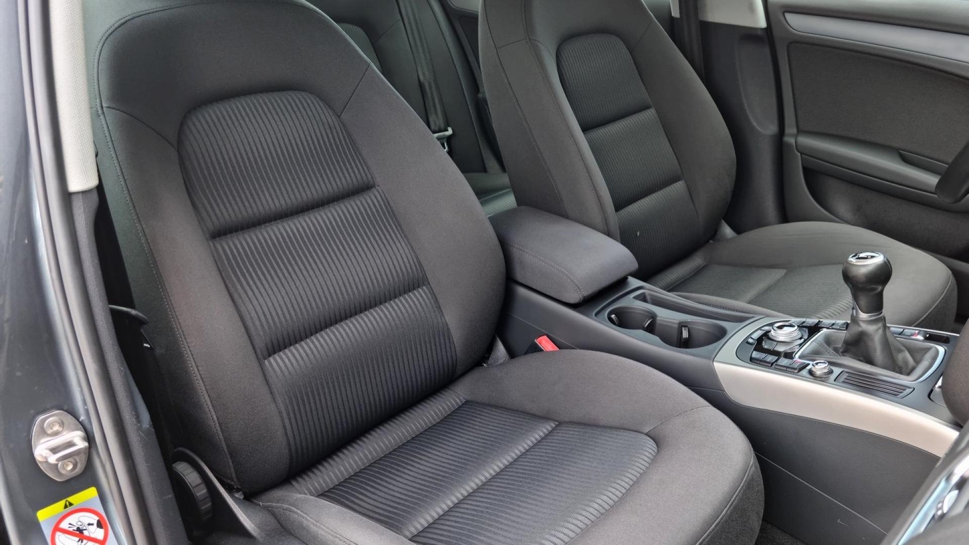 Audi A4 Avant Attraction Nawigacja Grzane fotele Tempomat