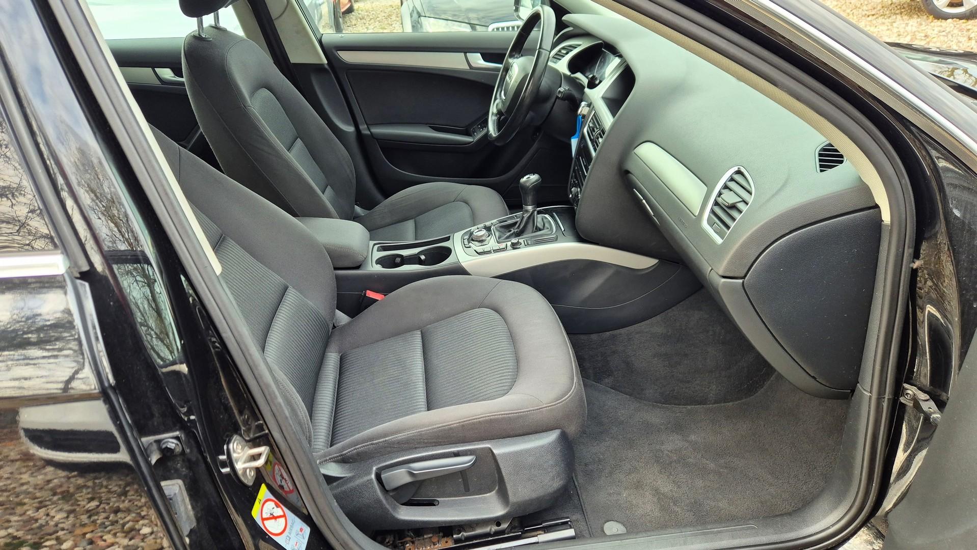 Audi A4 2.0 TFSI Nawigacja Grzane fotele